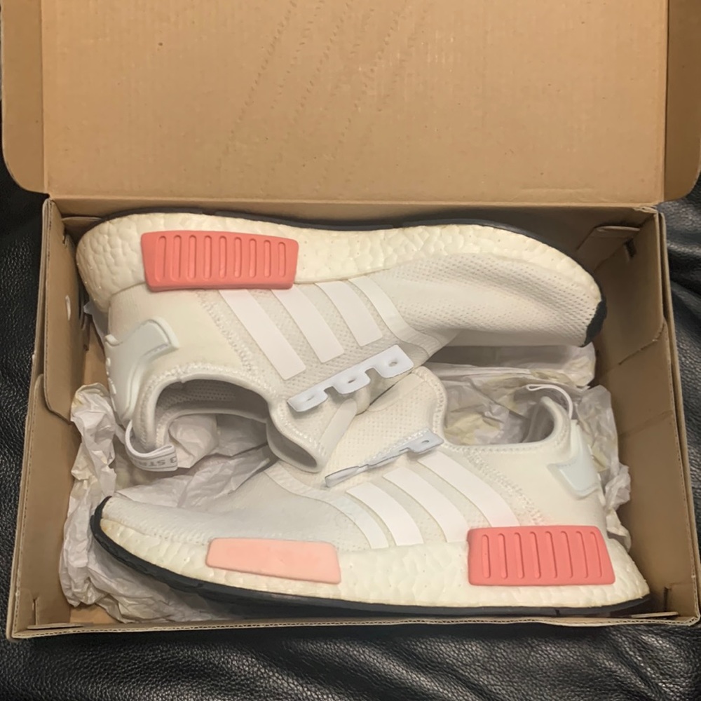 NMD R1 White rose